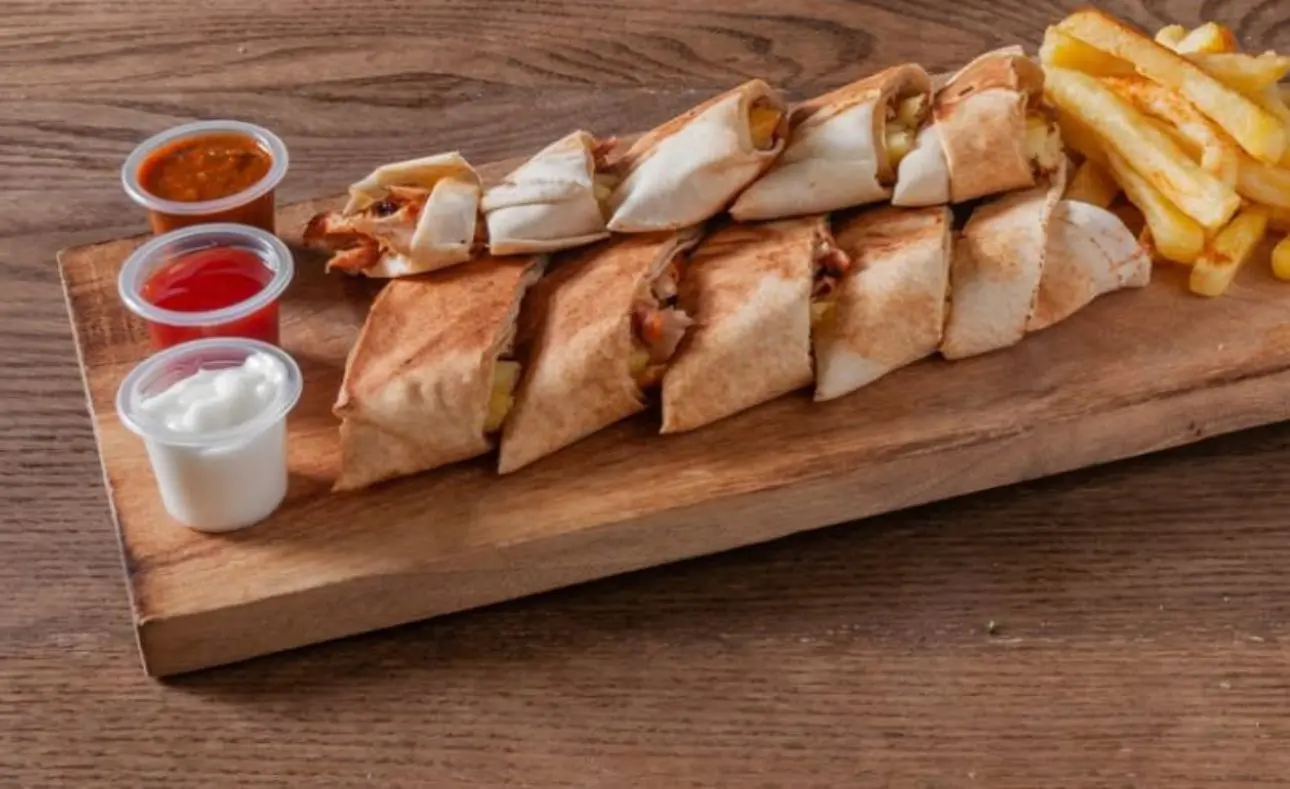 شاورما شاكر 